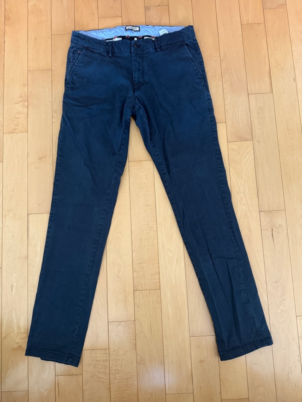 El Ganso Men's Navy Blue Chino Pants